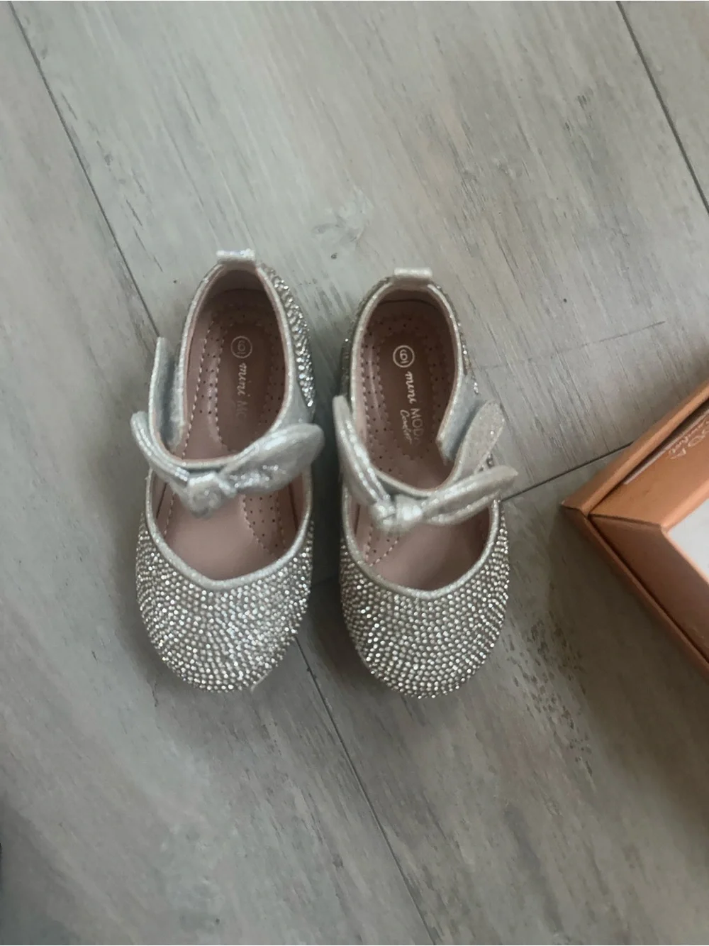 Moda Silver Sparkle Bow Mary Jane Flats for Kids